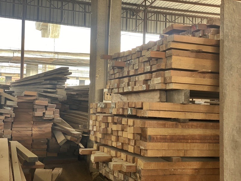 โรงงานไม้แปรรูป พระราม 2